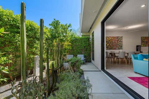 Tiny photo for 294 Mayfair Way, Palm Springs, CA 92264 (MLS # 219150520PS)
