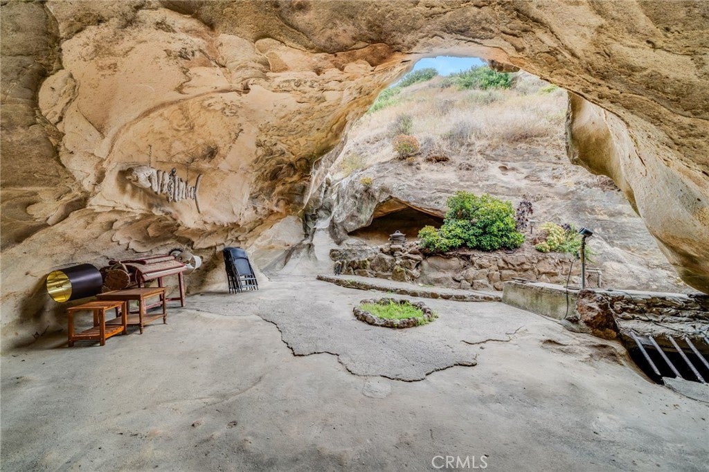 2073 Hidden Valley Canyon, Laguna Beach CA 92651 - Photo 30