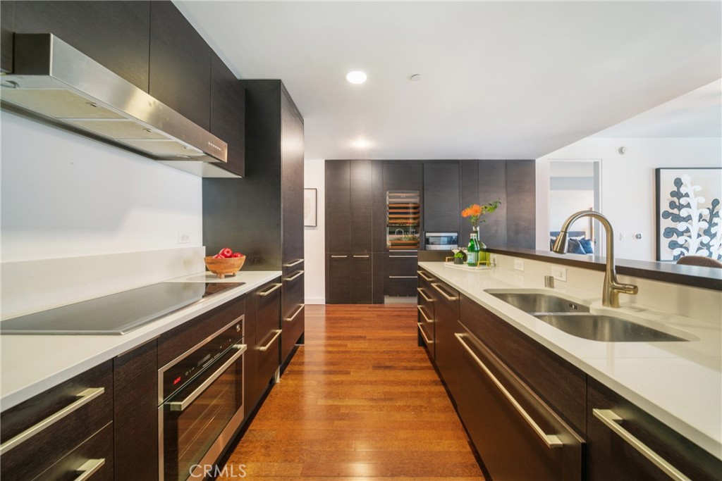 6250 Hollywood Blvd 7G