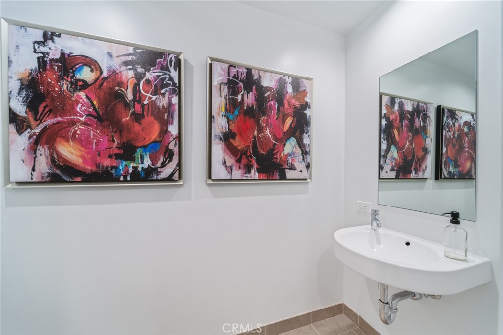 6250 Hollywood Blvd 7G