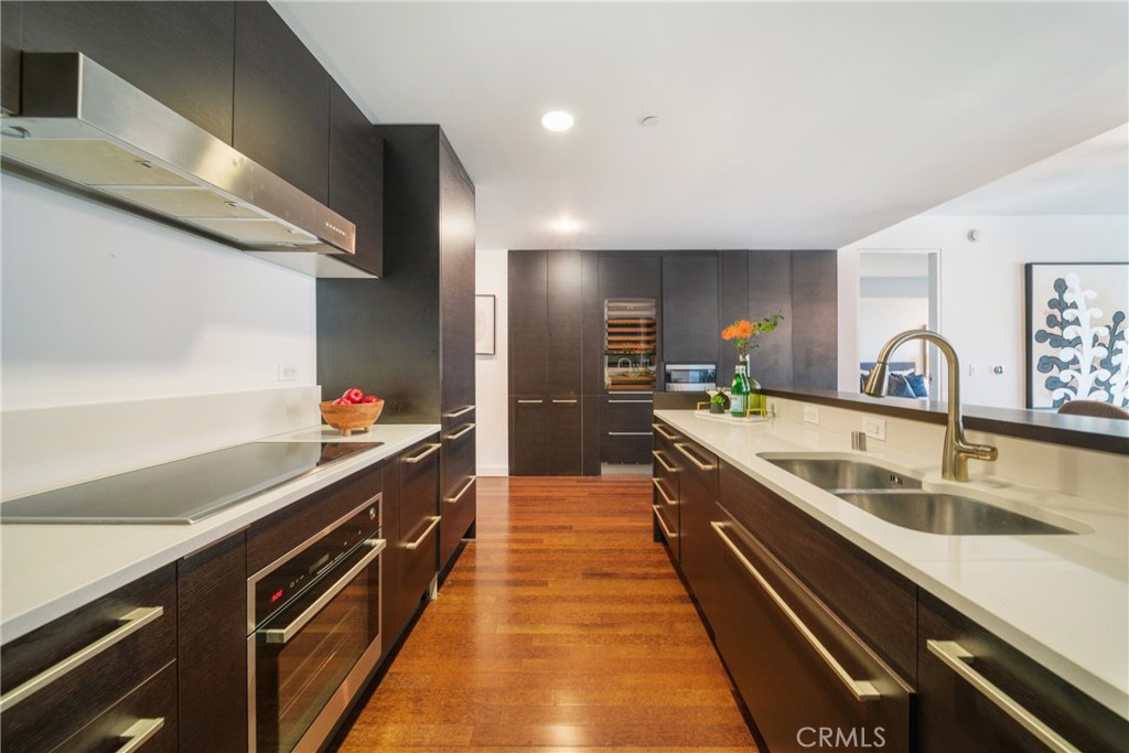 6250 Hollywood Blvd 7G