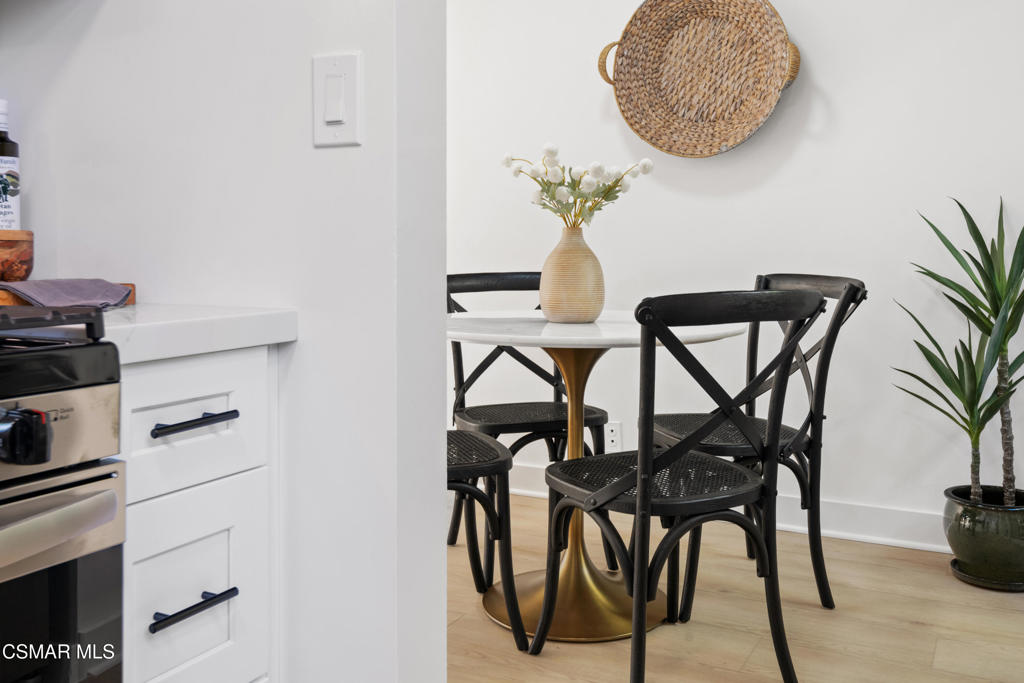 Properties 4 717 Copeland Court 4