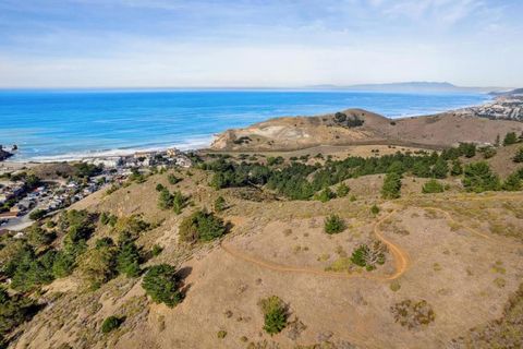 Photo of 0 Calera, Pacifica, CA 94044 (MLS # ML82049079)