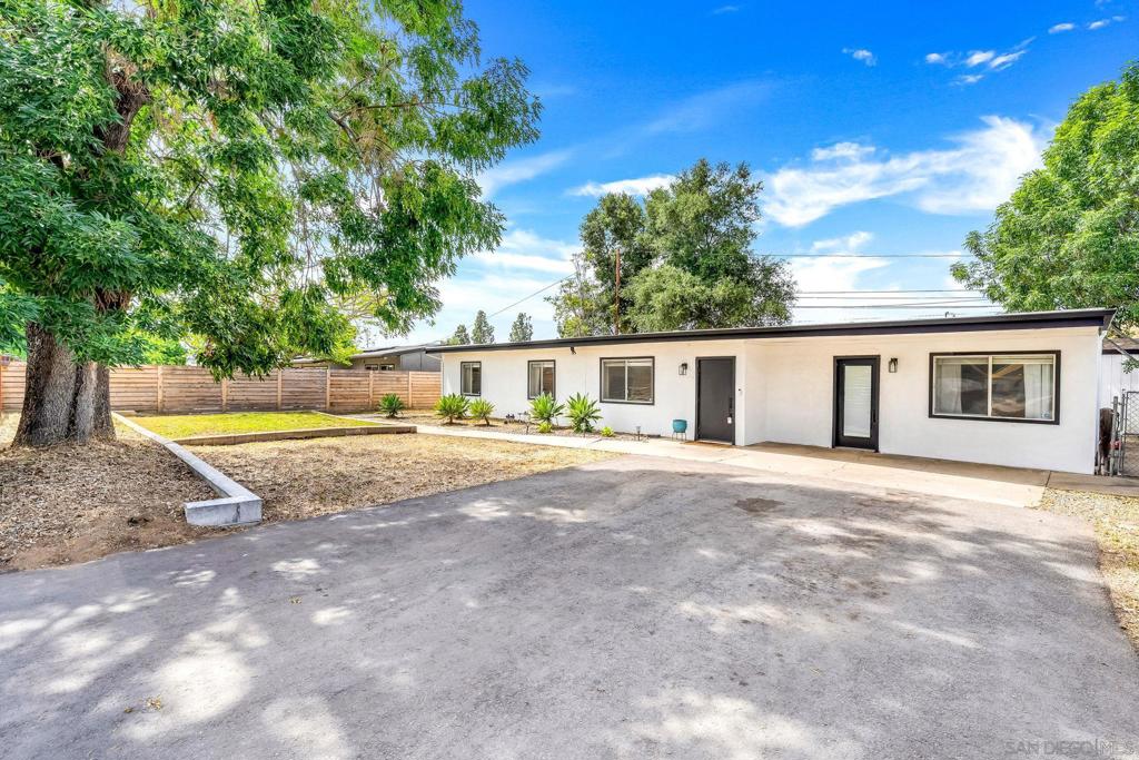 12244 Lakeshore Drive