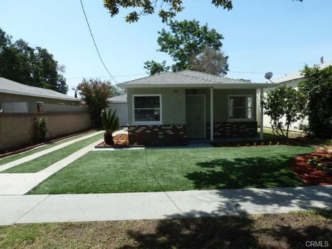 Photo of 1050 E 72nd St, Long Beach, CA 90805 (MLS # PW25246905) Photo of 1050 E 72nd St, Long Beach, CA 90805 (MLS # PW25246905)