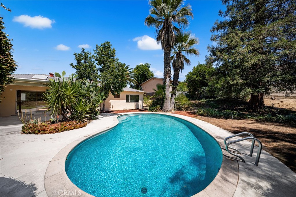 414 Via Vista Drive