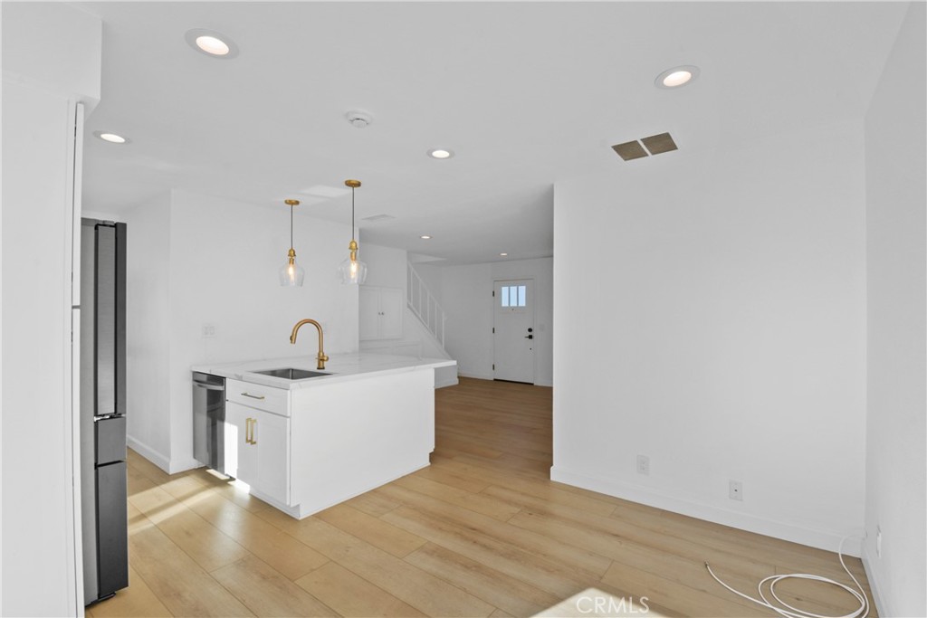 Huntington Continental (HCON) - Residential