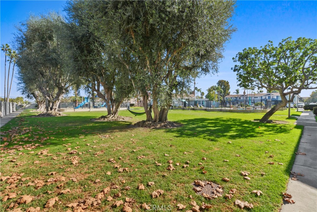 Huntington Continental (HCON) - Residential