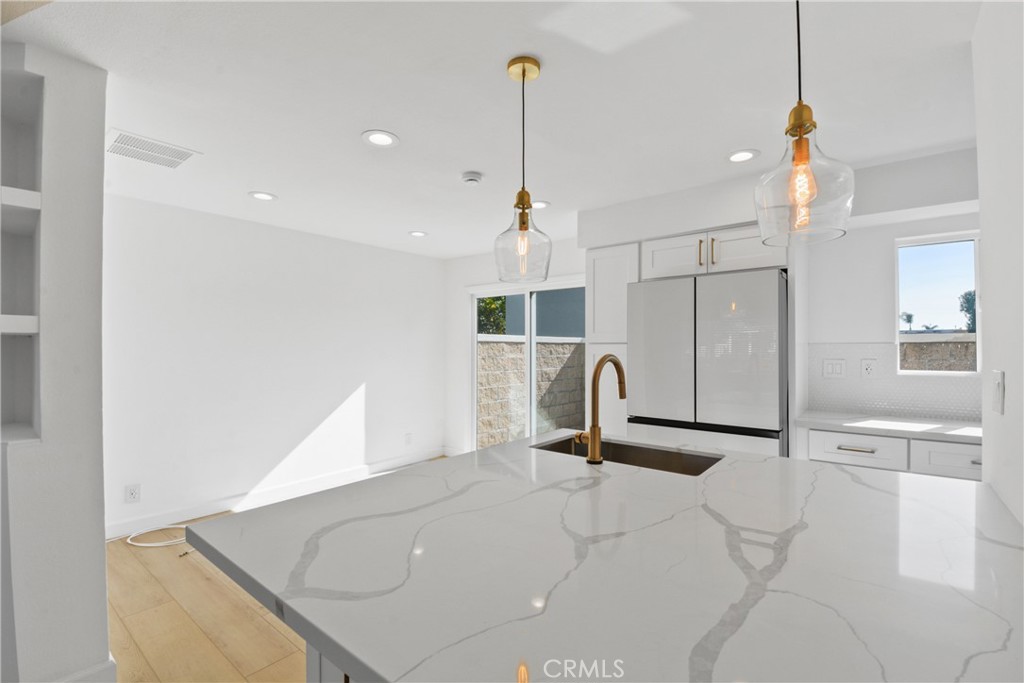 Huntington Continental (HCON) - Residential