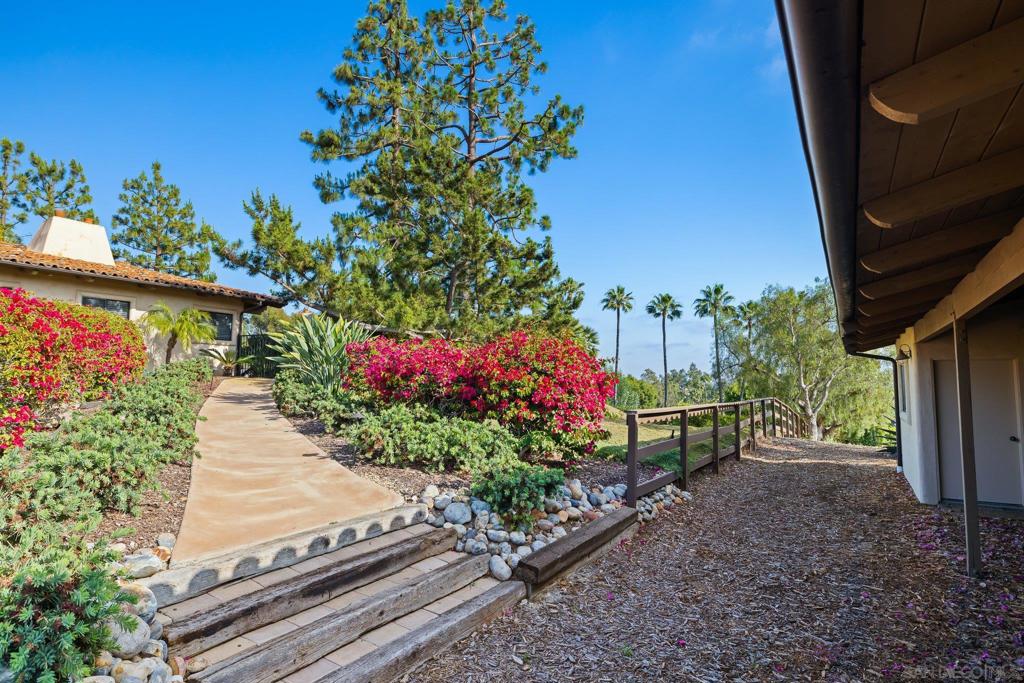 Rancho Santa Fe - Residential