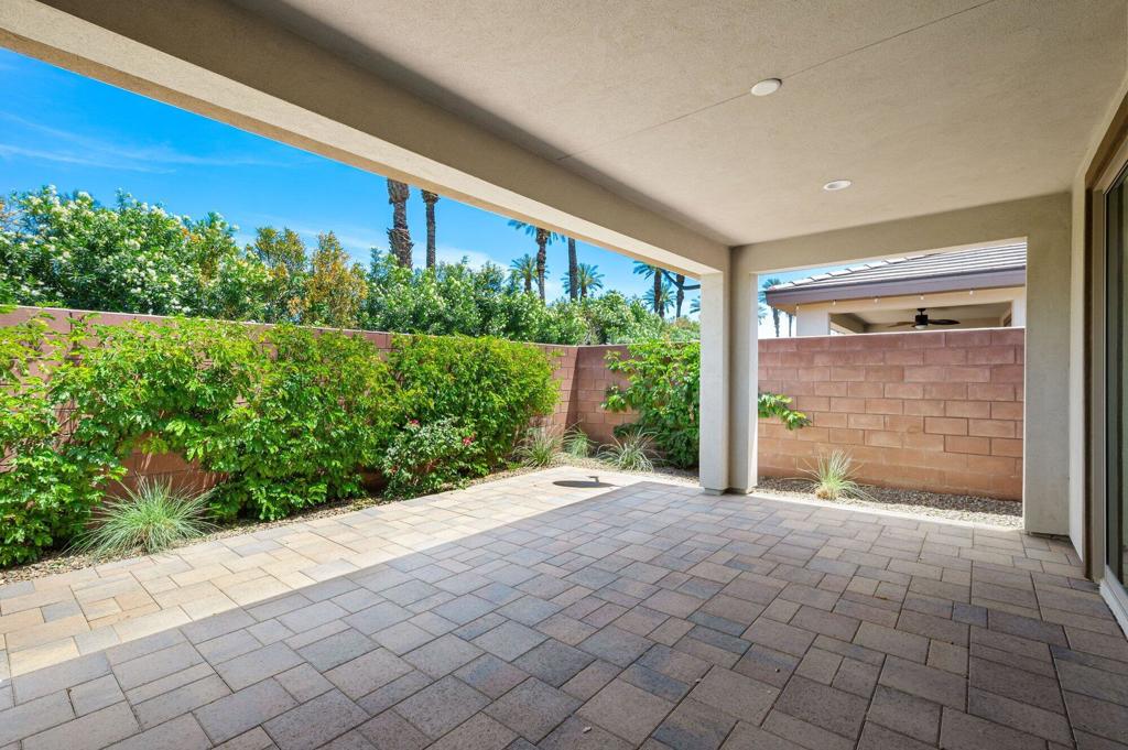 51580 Whiptail Drive
