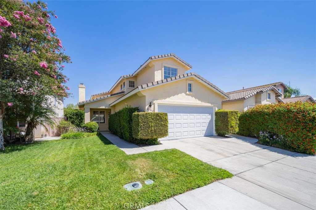 Welcome to 27554 Parkside Drive, a beautifully updated home in the heart of Temecula offering comfort, style, and convenience. Designed for everyday living, this residence blends modern updates with a prime location near shopping, dining, and Chaparral High School.
Step inside to find fresh upgrades throughout, including wide luxury vinyl plank flooring, plush new carpet, fresh interior and exterior paint, and updated lighting fixtures. The newly remodeled kitchen is the centerpiece of the home, showcasing sleek new countertops (with stylish extra-large backsplash,) new appliances, a stainless steel deep-dish sink, and a new sliding glass door (to be installed prior to the close of escrow,) that opens to the private backyard.
With 4 bedrooms and 3.5 bathrooms across 1,571 sq. ft., the layout is versatile and welcoming. A main-floor bedroom and bathroom, with a shower, expand the possibilities of this layout. The living room features a cozy fireplace, perfect for relaxing evenings, while central heating and air conditioning ensure year-round comfort. Upstairs, the bedrooms offer space for family, guests, or a home office, complemented by updated bathrooms with new fixtures and toilets. Don’t forget the high ceilings in the primary and alternate bedrooms.
Additional highlights include a 2-car attached garage (approx. 444 sq. ft.), a durable slate roof, and thoughtful improvements that make this property truly turnkey. Situated on a manageable 3,485 sq. ft. lot, it provides the ease of low-maintenance living while still offering room to enjoy outdoor space.
With a very low tax rate and affordable HOA dues, this home represents one of the best single-family home values in all of Temecula. Whether you’re a first-time buyer, downsizing, or looking for an investment, 27554 Parkside Drive is ready to welcome its next chapter.