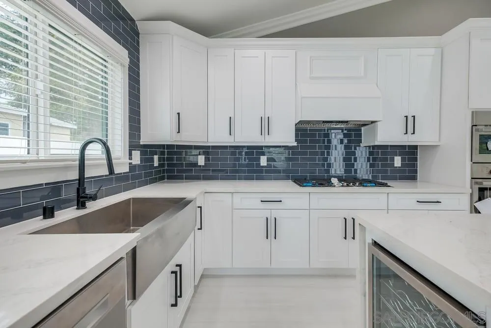 Los Angeles, California 90064, United States, 6 Bedrooms Bedrooms, ,4 BathroomsBathrooms,Residential,Active,184285