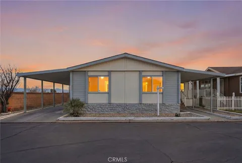 2121 E I Unit 10, Lancaster, CA 93535 - MLS#: SR26021905