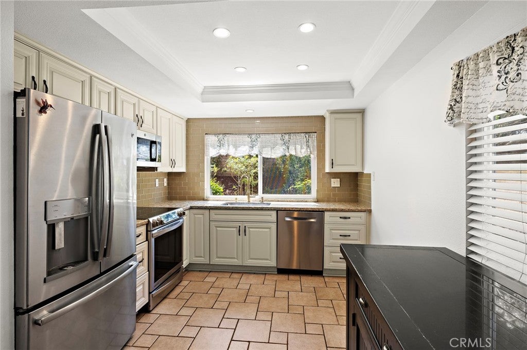 16 Wadsworth, Irvine CA 92620 - Photo 13