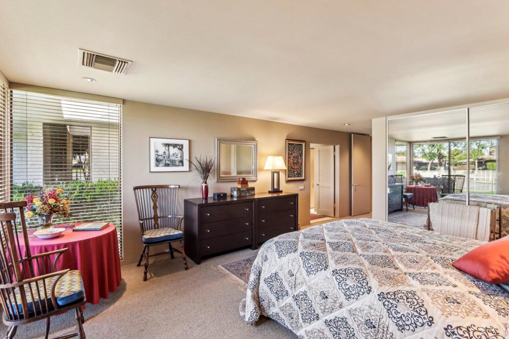 The Springs C.C. - Residential