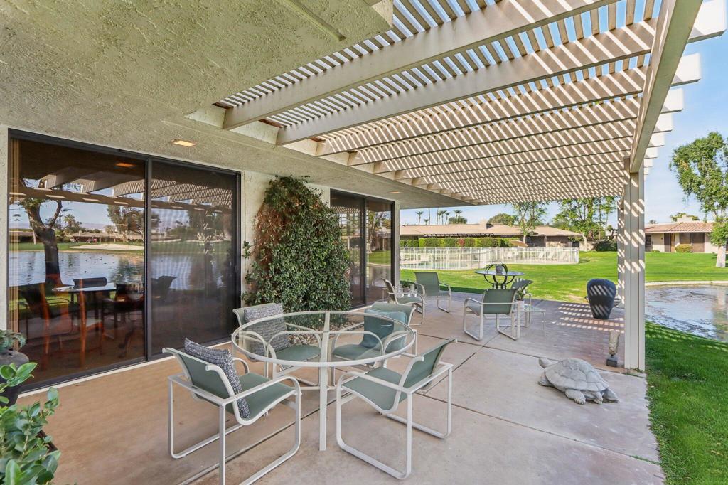 The Springs C.C. - Residential