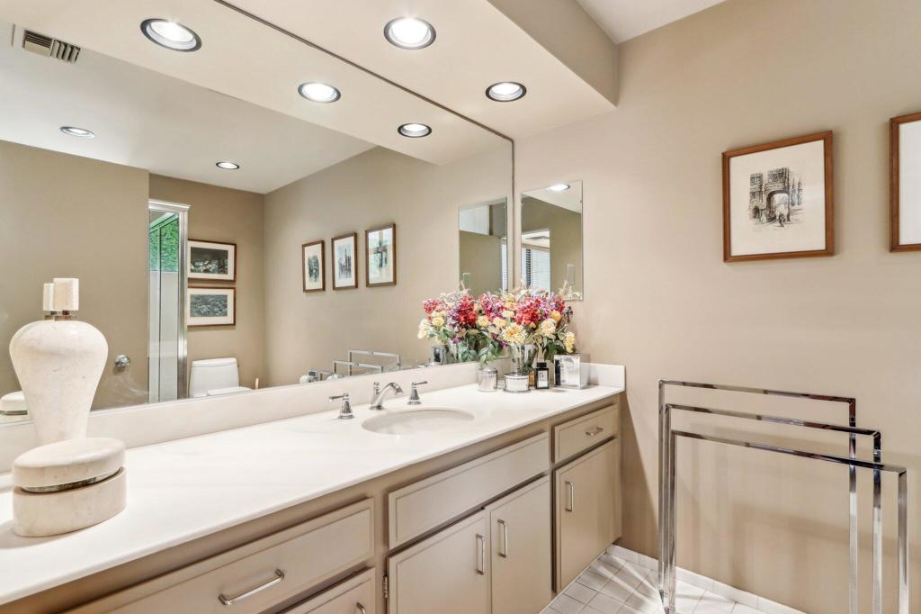 The Springs C.C. - Residential