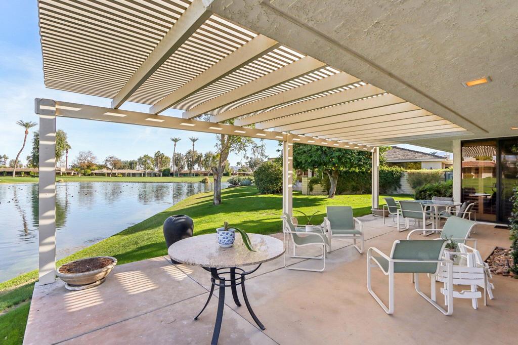 The Springs C.C. - Residential