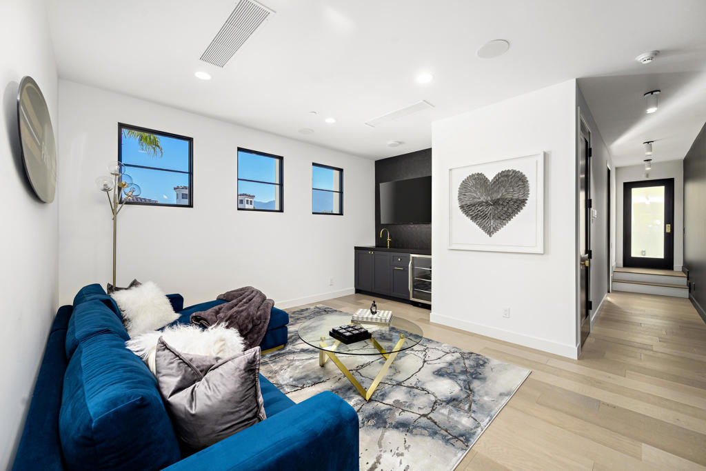 The Hideaway - Residential