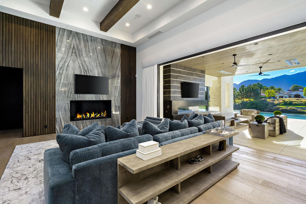 The Hideaway - Residential