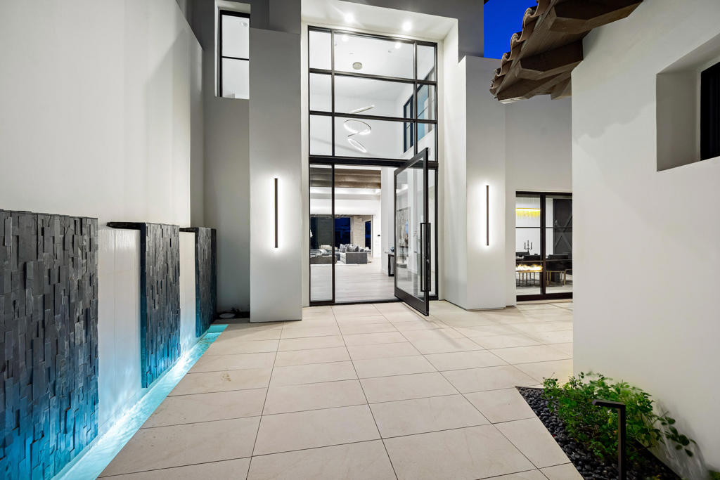 The Hideaway - Residential