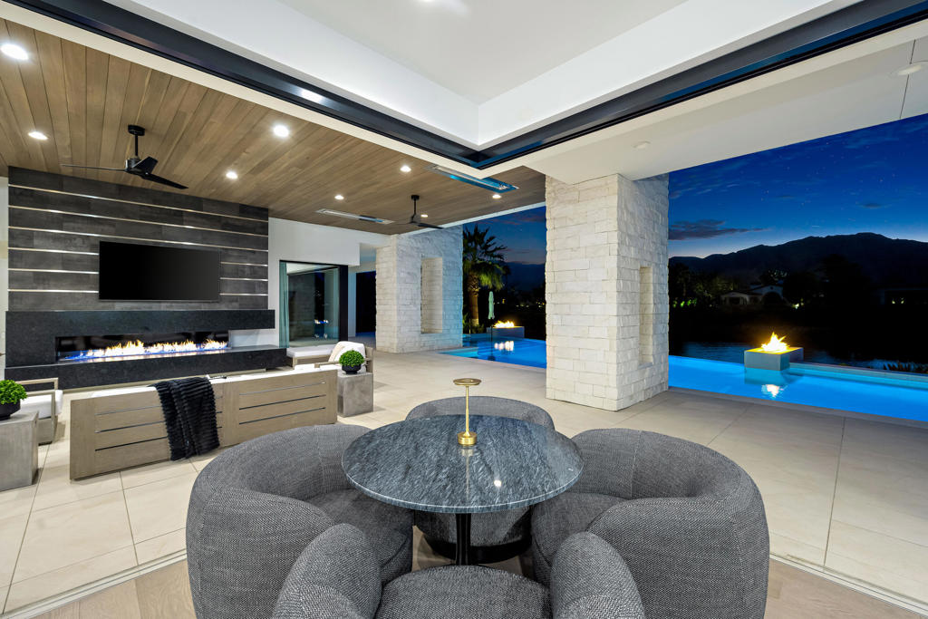 The Hideaway - Residential