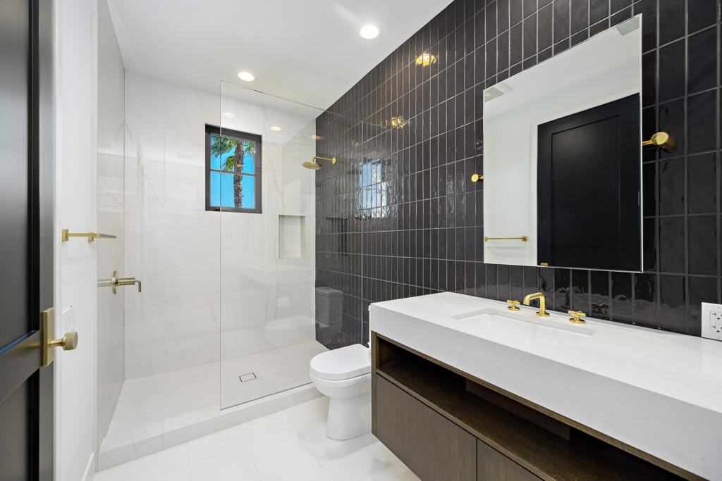 The Hideaway - Residential