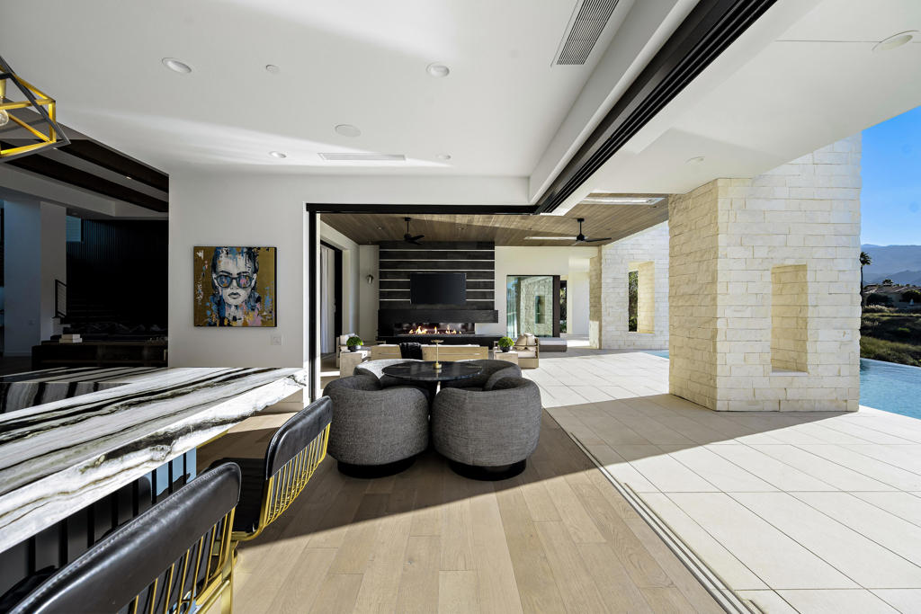 The Hideaway - Residential