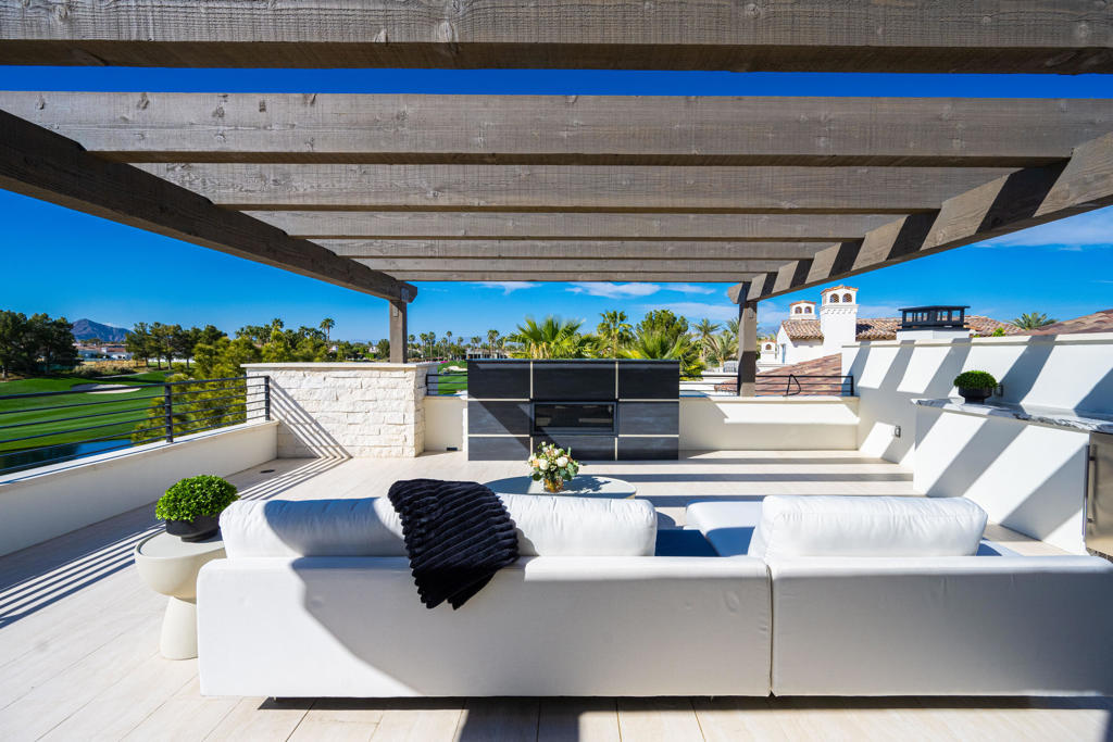 The Hideaway - Residential