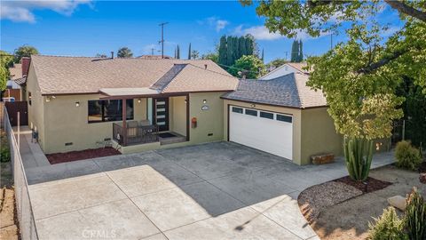 Photo of 14812 Septo St, San Fernando, CA 91345 (MLS # SR26065811)