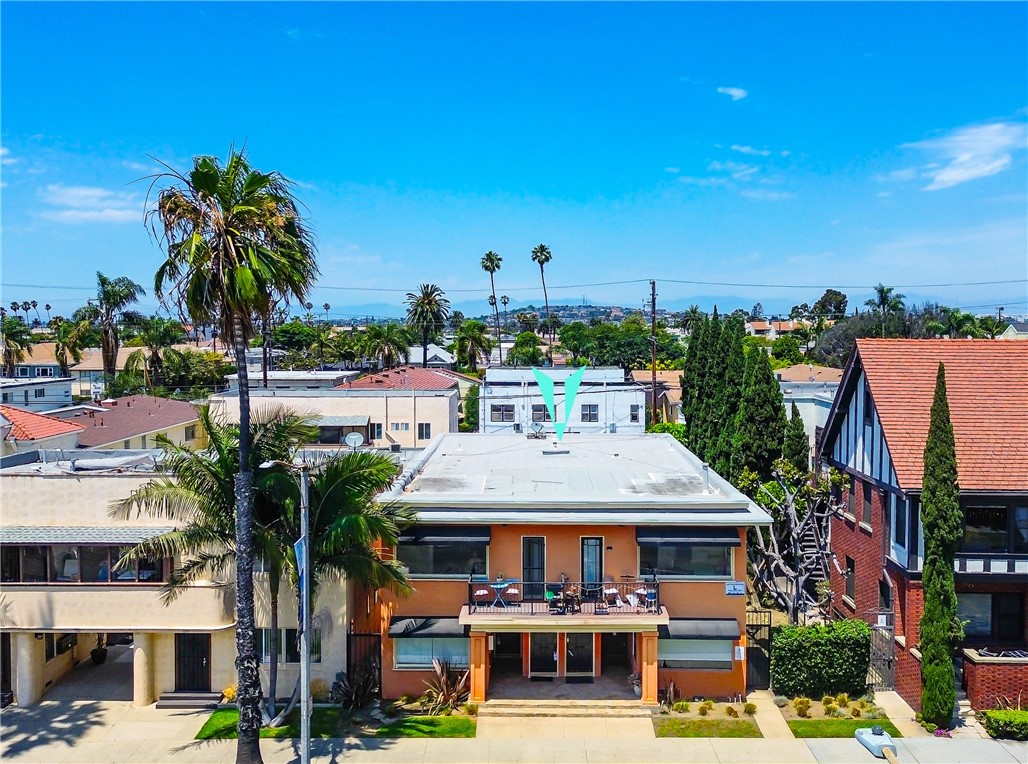 1717 E Ocean Boulevard