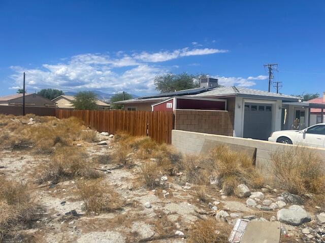 Desert Highland Gateway - Land