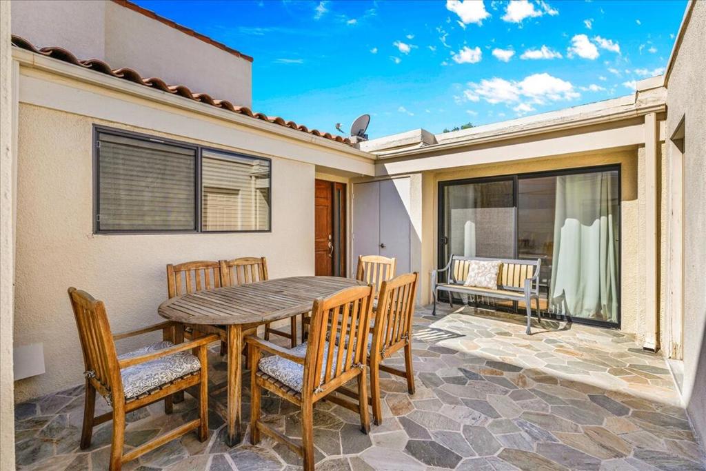 Mission Hills Country Club - Residential