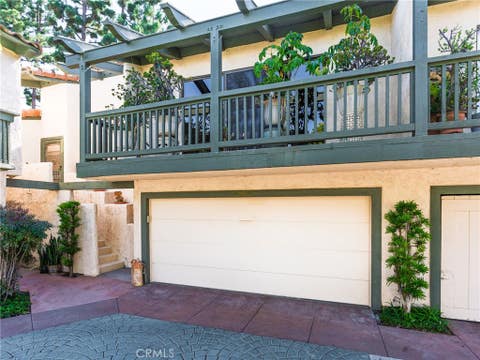 Photo of 28613 Vista Madera, Rancho Palos Verdes, CA 90275 (MLS # SB26129587)