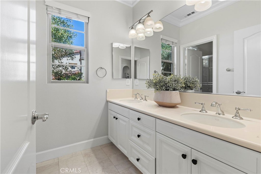 38 Arcade, Irvine CA 92603 - Photo 24