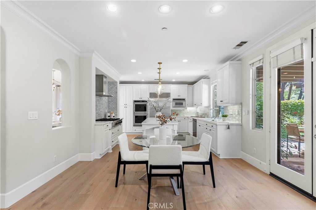 38 Arcade, Irvine CA 92603 - Photo 10