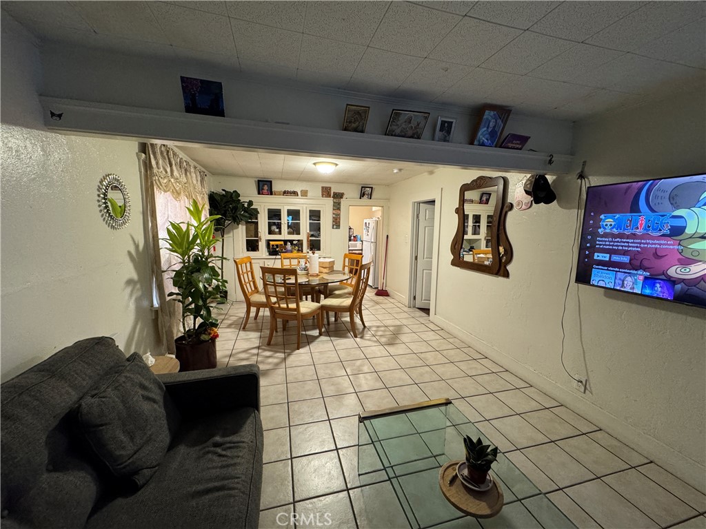 223 E 55th