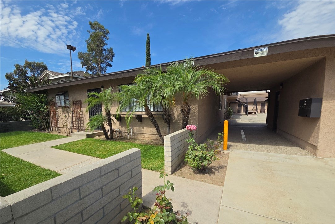 619 N Alameda Avenue