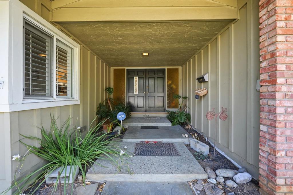 1614 Glenfield Drive