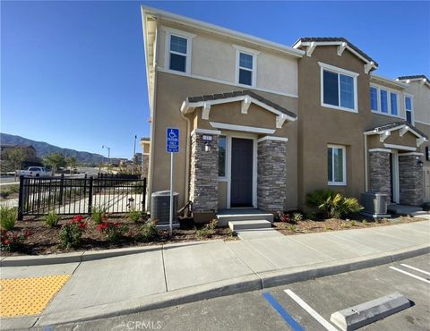 16620 Wyndham Lane 11 Fontana CA 92336