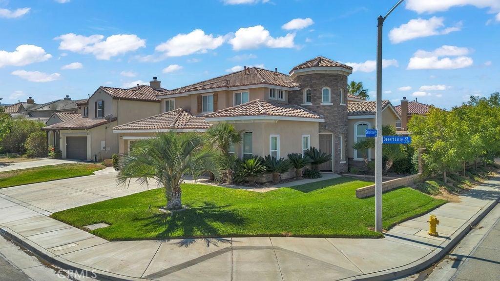 39339 Desert Lilly Court