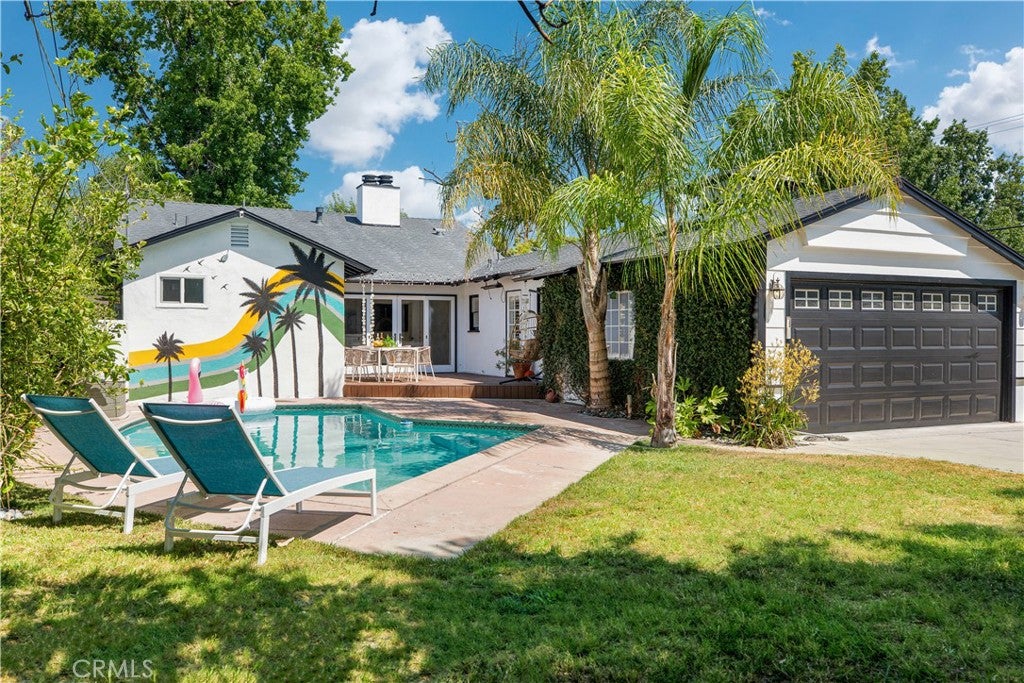 Photo of 4901 Ethel Avenue, Sherman Oaks, CA 91423 (MLS # WS26043219)