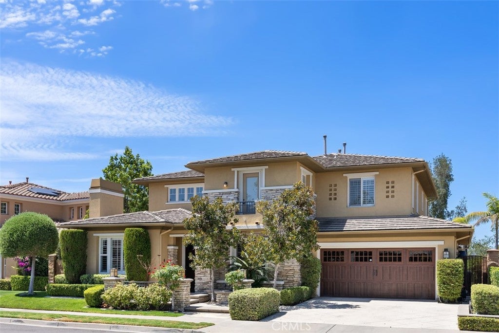 22801 Maiden Lane
