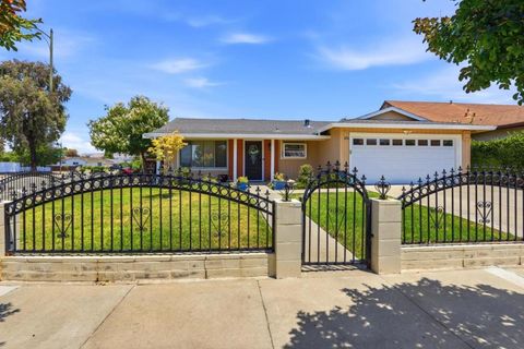 Photo of 3876 Mare Place Court, San Jose, CA 95121 (MLS # ML82049410)