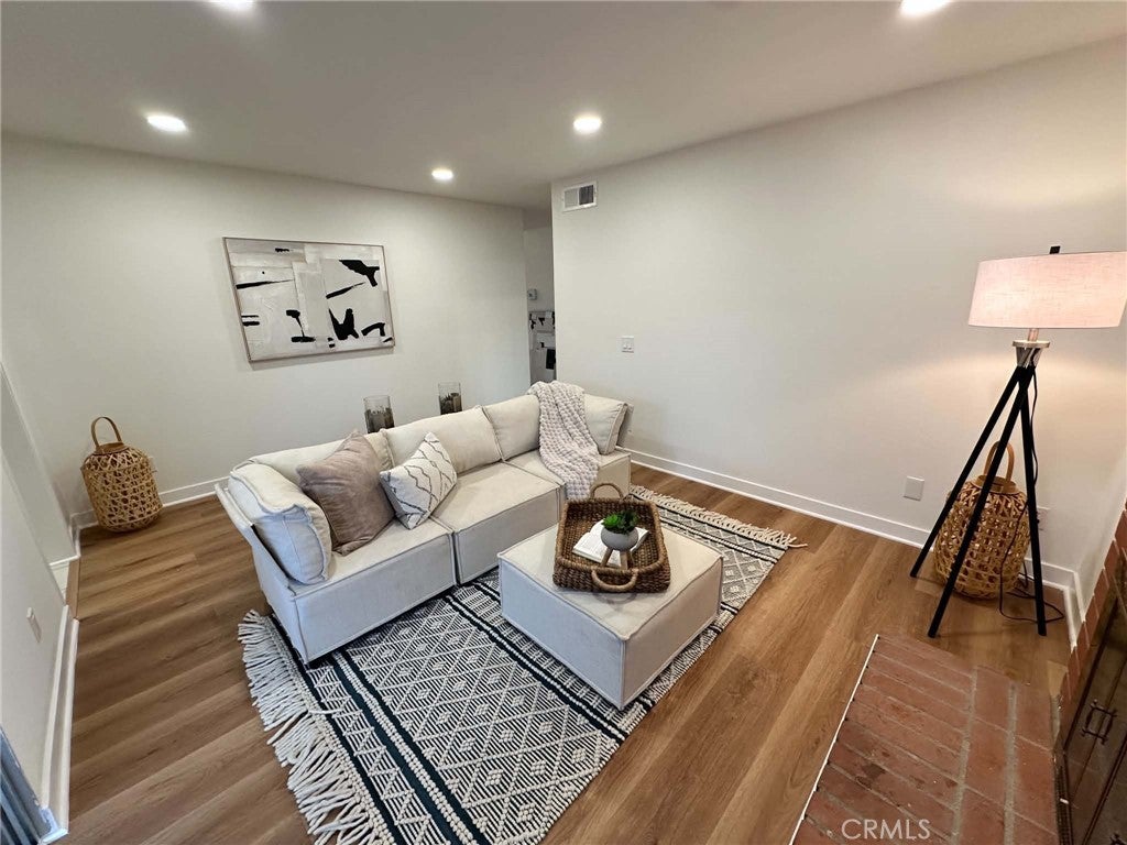Properties 2 1258 Sherry