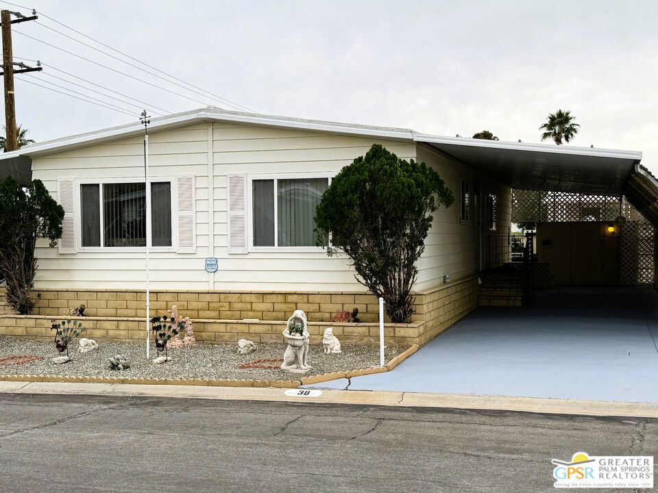 14777 Palm Drive 38