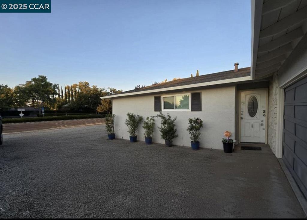 BRENTWOOD - Residential