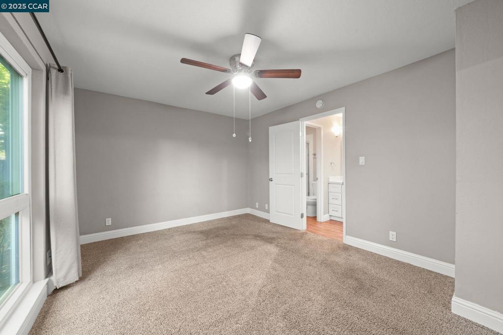 OAK CREEK - Residential