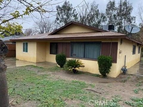 Photo of 825 Bradshaw St St, Bakersfield, CA 93307 (MLS # TR25266052)